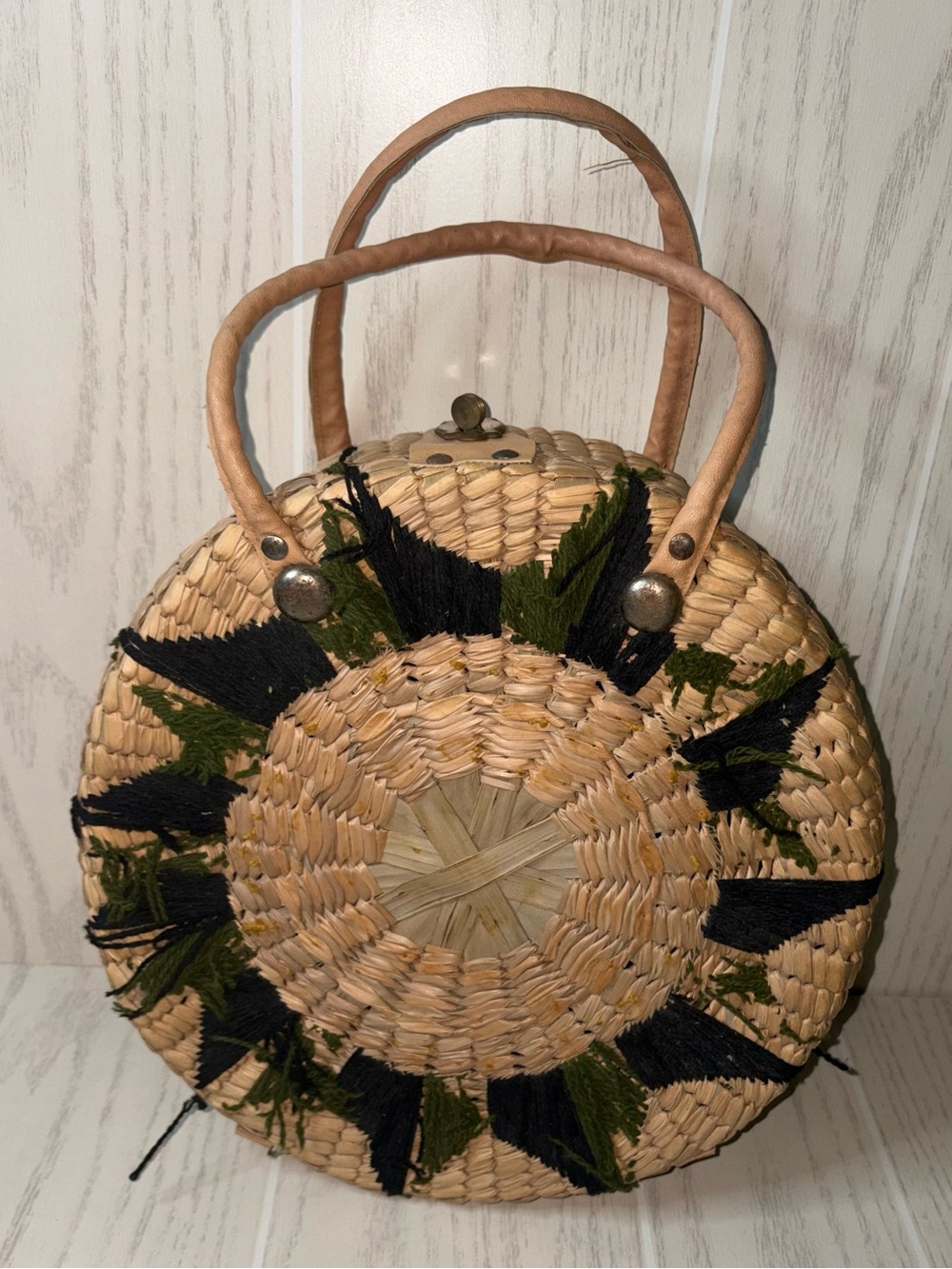Round boho vintage style rattan purse!